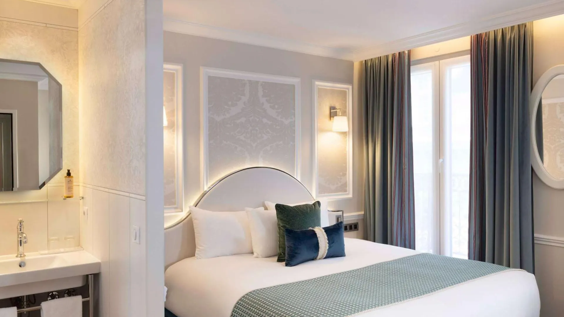 Hotel Mercure La Sorbonne Saint-Germain-Des-Pres Paris 4*,