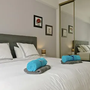 https://appartement-2-chambres-le-fontainebleau.fr-provencehotel.com